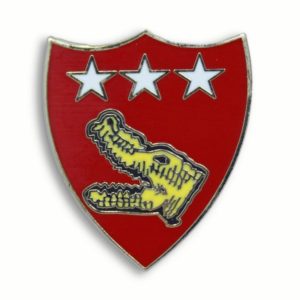 5th Marine Amphibious Corps Pin